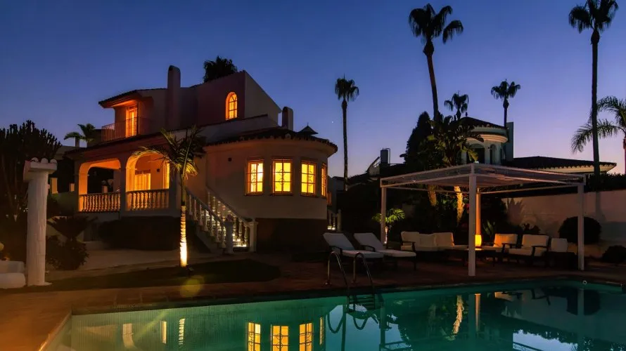 Villa de 5 dormitorios en Estepona, Spain No. 189 № 20