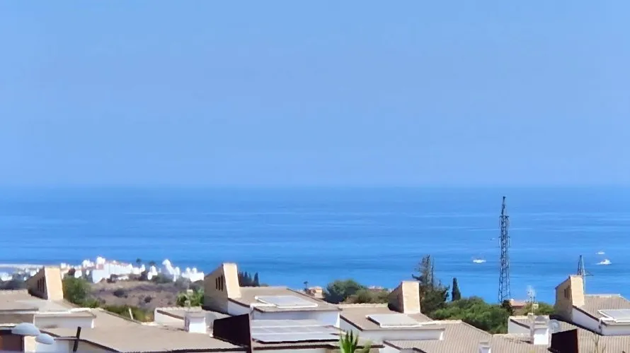 Villa de 5 dormitorios en Estepona, Spain No. 189 № 14