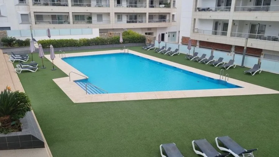 Apartamento de 3 dormitorios en Cortes (San Pedro De Alcantara), Spain No. 232