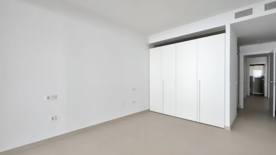 Apartamento de 3 dormitorios en Benalmádena, Spain No. 548 № 16