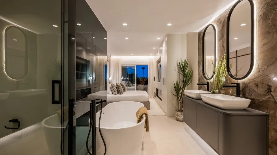 Apartamento de 3 dormitorios en Estepona, Spain No. 431 № 20