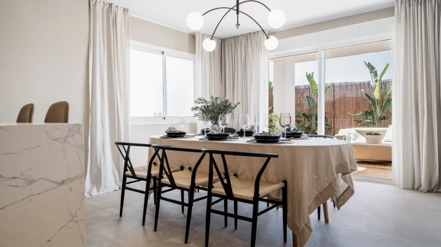 Apartamento de 4 dormitorios en Nueva Andalucía, Spain No. 186 № 10