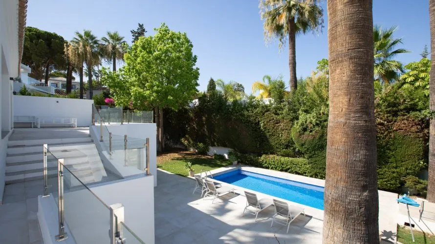 Villa de 4 dormitorios en Marbella, Spain No. 263 № 19