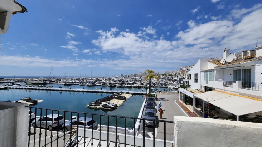 Apartamento de 1 dormitorio en Marbella, Spain No. 586 № 14