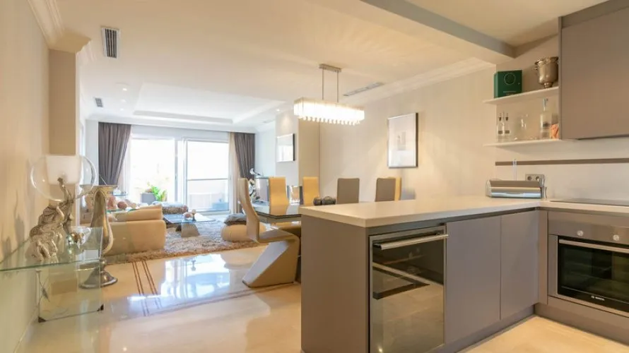 Apartamento de 3 dormitorios en Nueva Andalucía, Spain No. 437 № 5