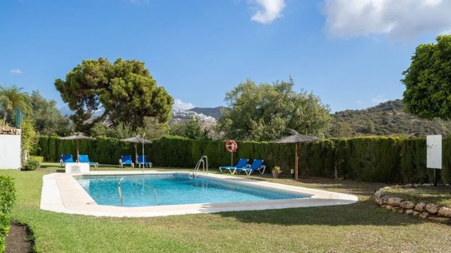Apartamento de 3 dormitorios en La Quinta, Spain No. 485 № 15