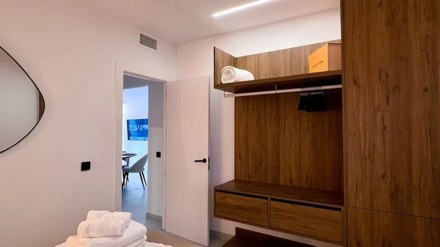 Dúplex de 3 dormitorios en Nueva Andalucía, Spain No. 540 № 3