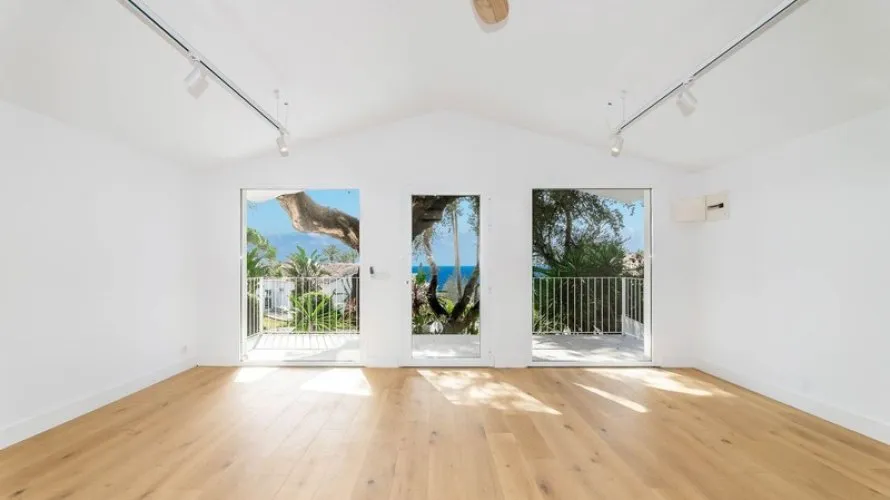 Villa de 5 dormitorios en Marbella, Spain No. 531 № 24