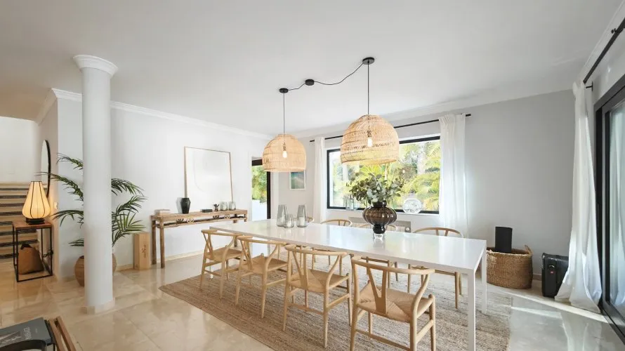 Villa de 4 dormitorios en Marbella, Spain No. 206 № 5