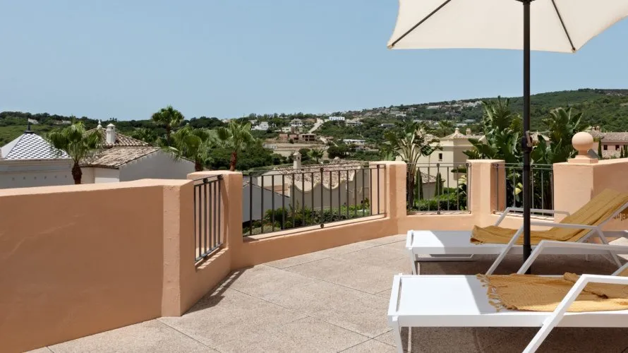 Villa de 4 dormitorios en Sotogrande, Spain No. 194 № 6