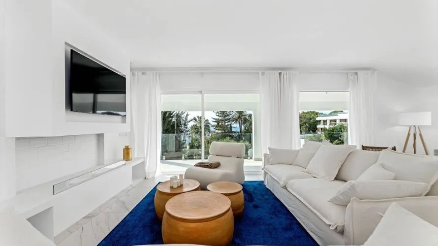 Villa de 5 dormitorios en Marbella, Spain No. 531 № 12
