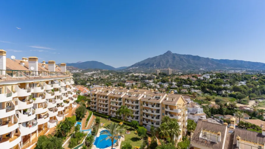 Dúplex de 2 dormitorios en Nueva Andalucía, Spain No. 563 № 16