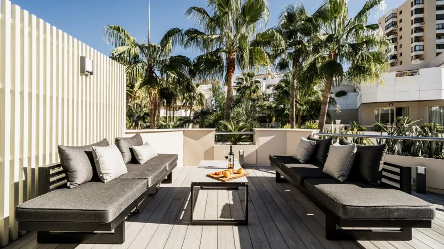 Apartamento de 2 dormitorios en Marbella, Spain No. 142 № 7