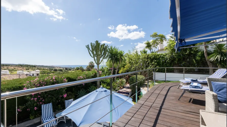 Villa de 3 dormitorios en Estepona, Spain No. 409 № 20