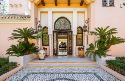 Villa de 8 dormitorios en Estepona, Spain No. 270