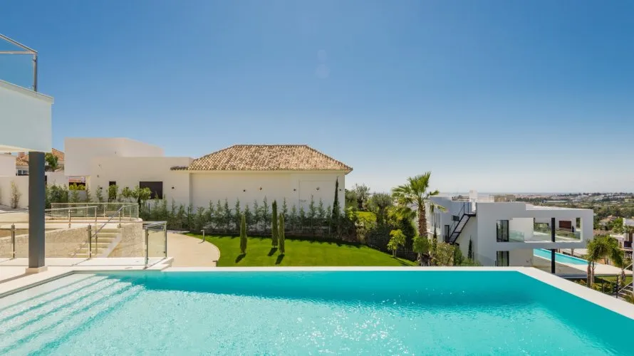 Villa de 4 dormitorios en Marbella, Spain No. 74 № 12