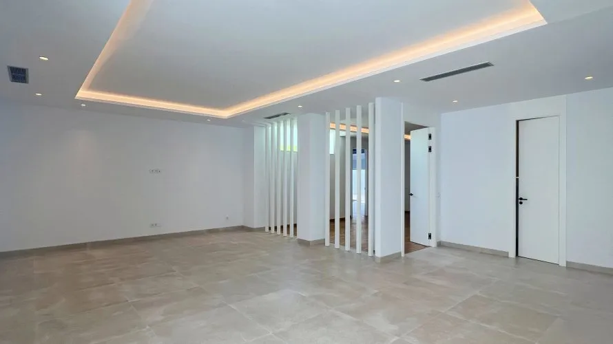Villa de 4 dormitorios en Marbella, Spain No. 67 № 6