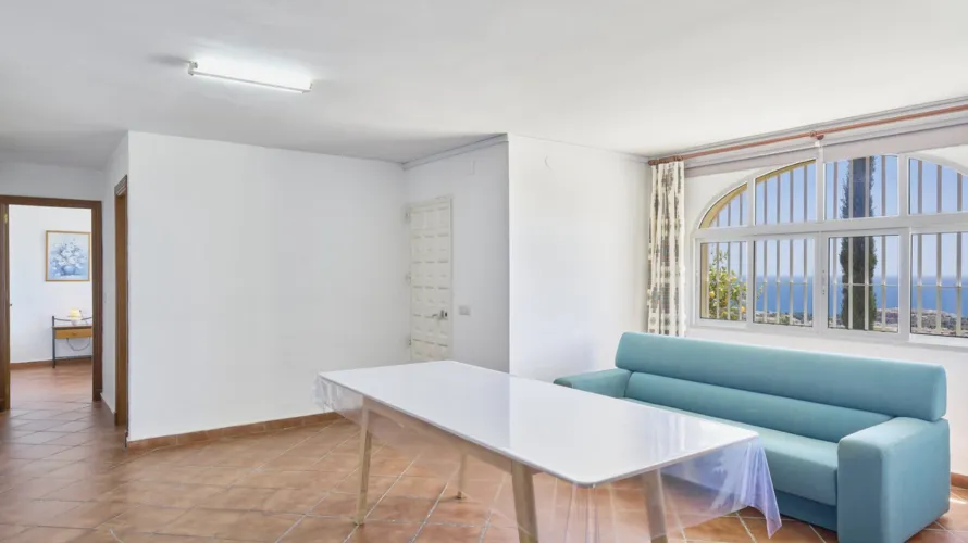 Сasa de 4 dormitorios en Benalmádena, Spain No. 611 № 14