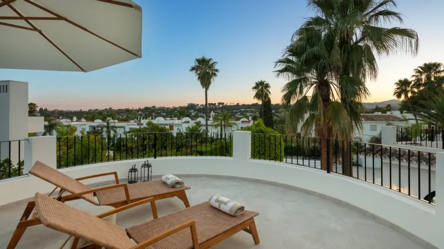 Villa de 5 dormitorios en Nueva Andalucía, Spain No. 286 № 5