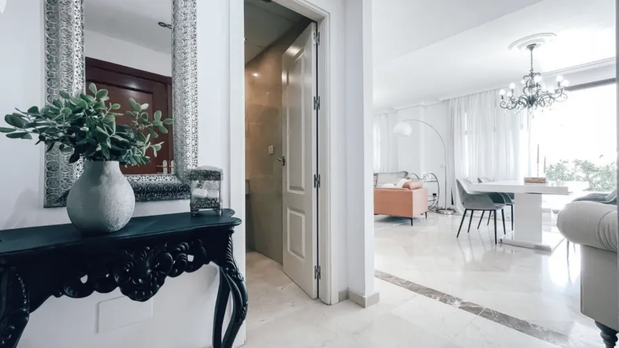 Apartamento de 2 dormitorios en Marbella, Spain No. 590 № 13