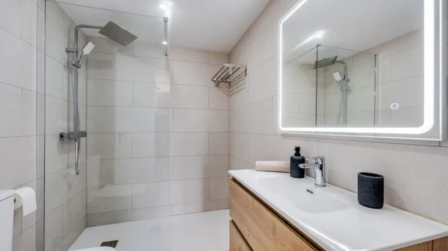Apartamento de 3 dormitorios en Nueva Andalucía, Spain No. 602 № 23