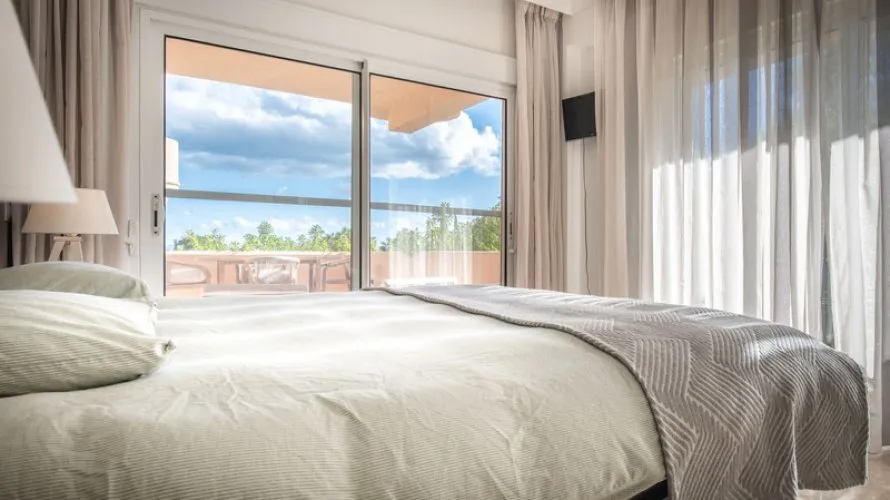 Apartamento de 3 dormitorios en Nueva Andalucía, Spain No. 280 № 6