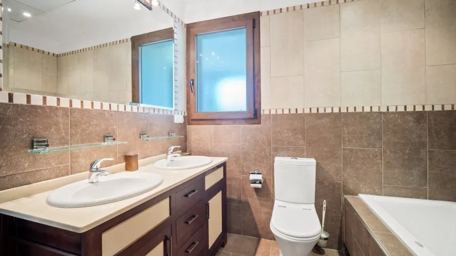 Villa de 6 dormitorios en Benahavís, Spain No. 430 № 10