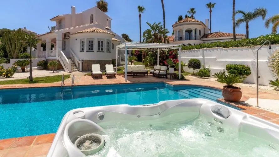 Villa de 5 dormitorios en Estepona, Spain No. 189 № 18