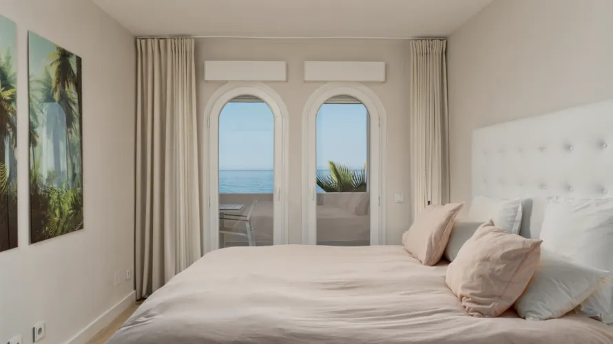 Apartamento de 3 dormitorios en Estepona, Spain No. 600 № 9