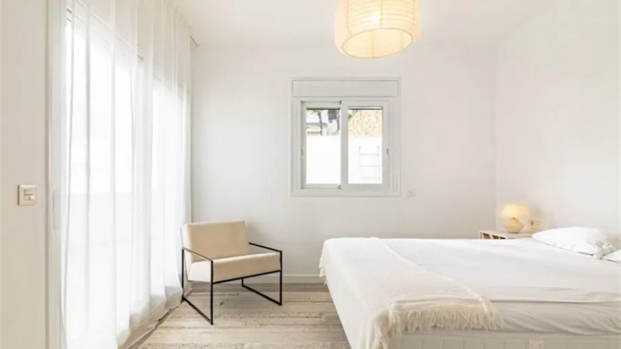 Apartamento de 2 dormitorios en La Quinta, Spain No. 465 № 6