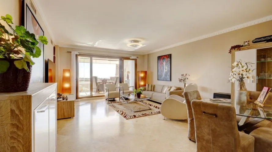 Apartamento de 2 dormitorios en Estepona, Spain No. 507 № 11