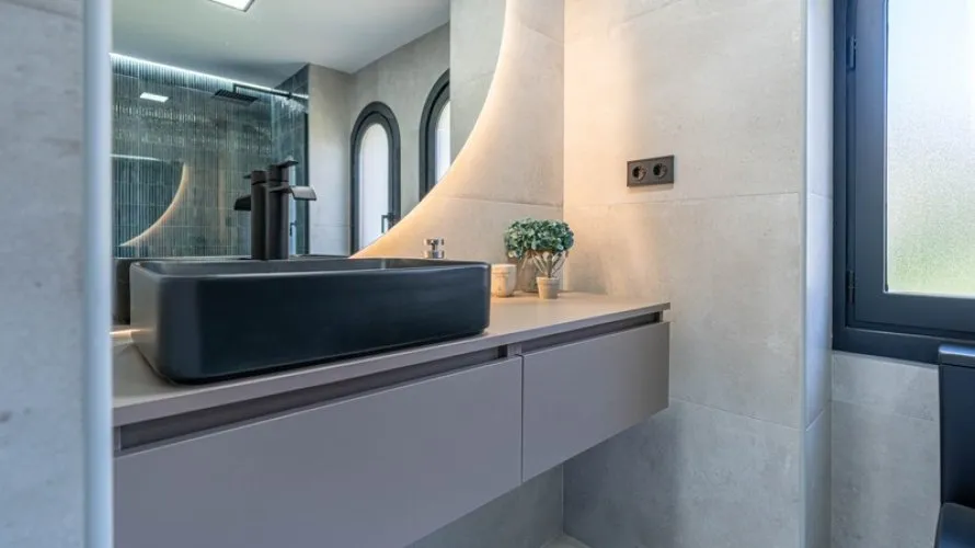 Villa de 6 dormitorios en Marbella, Spain No. 528 № 17
