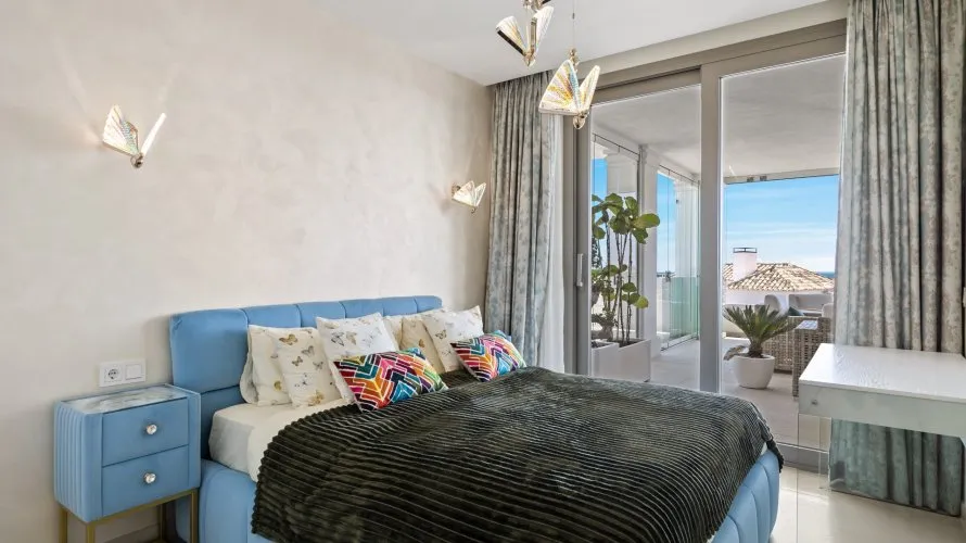 Apartamento de 7 dormitorios en Nueva Andalucía, Spain No. 432 № 15