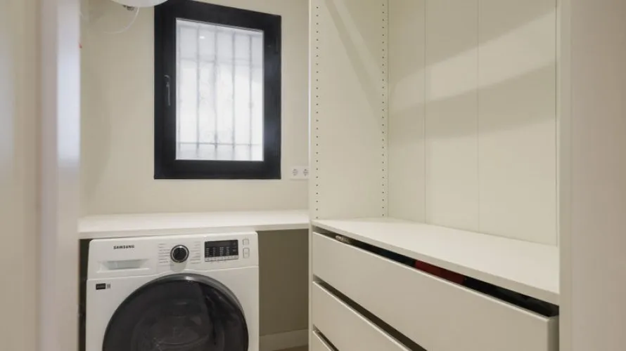 Apartamento de 3 dormitorios en Benahavís, Spain No. 439 № 20