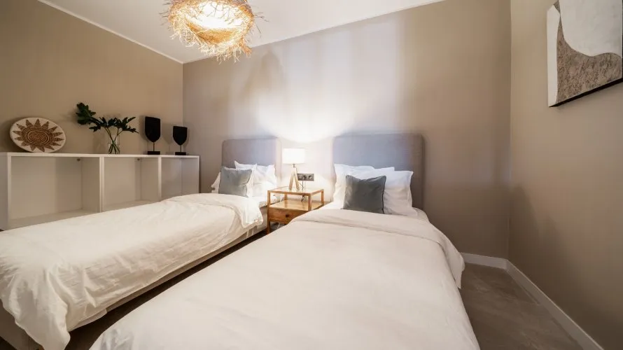 Apartamento de 4 dormitorios en Nueva Andalucía, Spain No. 358 № 10