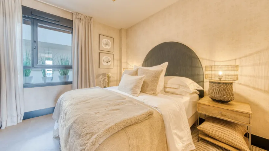Apartamento de 2 dormitorios en Marbella, Spain No. 497 № 18