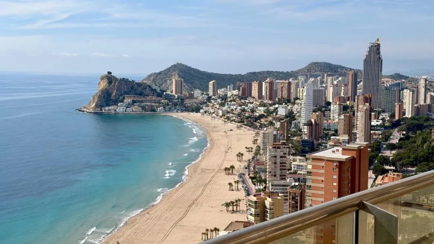 Ático de 3 dormitorios en Benidorm, España No. 1381 № 8