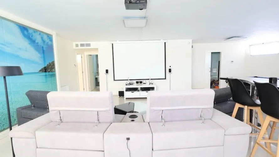 Apartamento de 3 dormitorios en Dona Pepa, Spain No. 1185 № 21