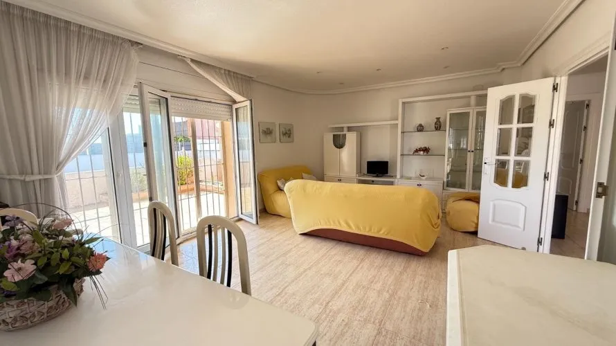 Villa de 4 dormitorios en La Manga del Mar Menor, España No. 1555 № 13