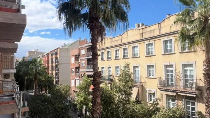 Apartamento de 3 dormitorios en Valencia, Spain No. 1433 № 6