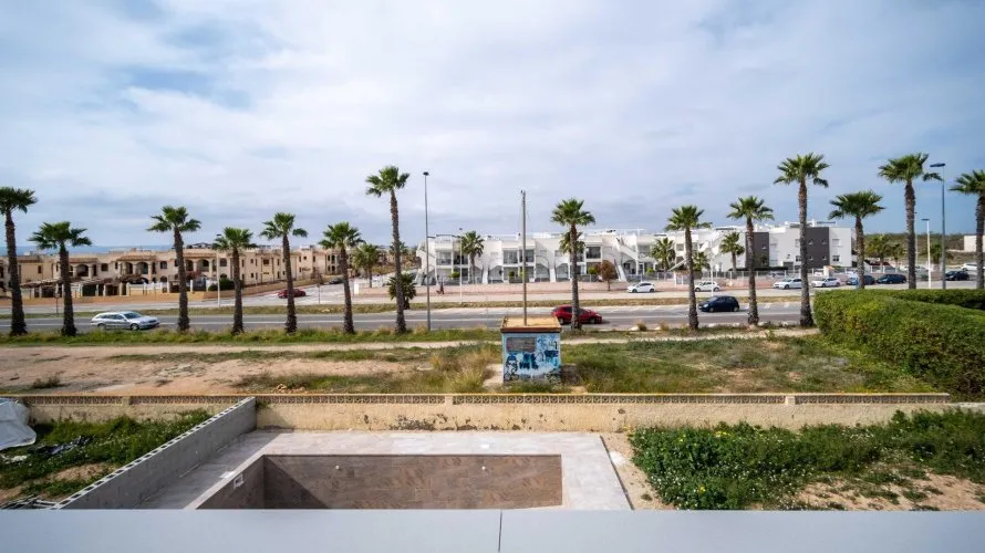 Villa de 3 dormitorios en Torrevieja, España No. 1081 № 10