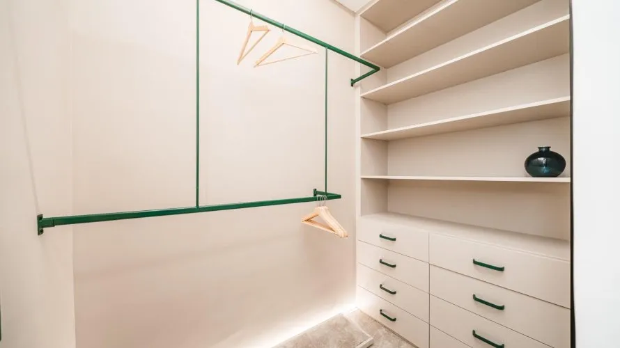 Apartamento de 4 dormitorios en Madrid, España No. 1565 № 4