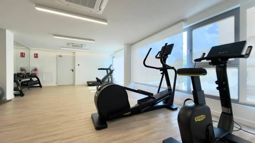 Apartamento de 3 dormitorios en Alicante, España No. 1411 № 1