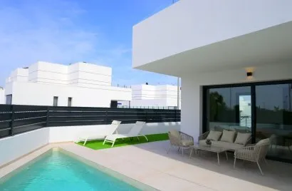 Villa de 3 dormitorios en Dolores, Spain No. 945