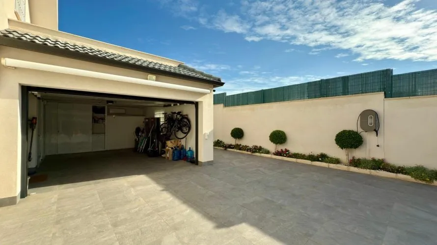 Villa de 5 dormitorios en San Juan, España No. 1226 № 14