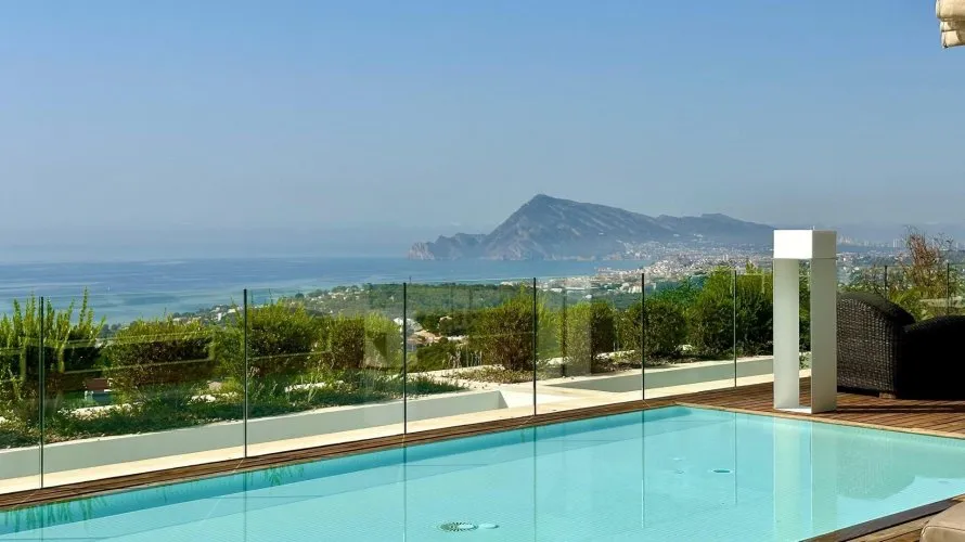 Villa de 4 dormitorios en Altea, Spain No. 1184 № 10