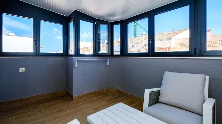 Ático de 4 dormitorios en Torrevieja, España No. 1528 № 12