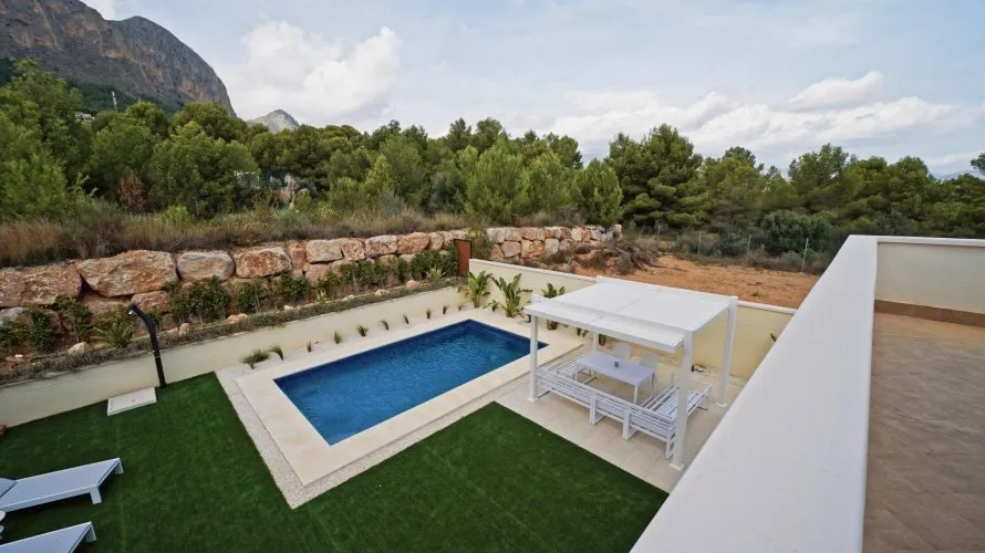 Villa de 3 dormitorios en Polop, España No. 1125 № 10
