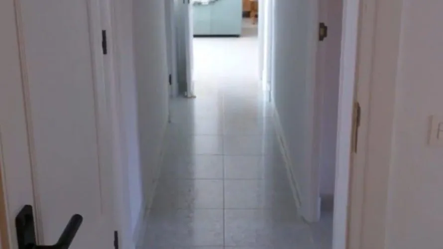 Apartamento de 4 dormitorios en Torrevieja, Spain No. 935 № 25