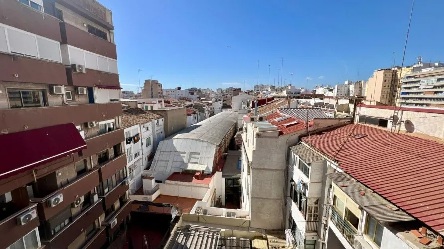 Ático de 2 dormitorios en Valencia, España No. 1470 № 2
